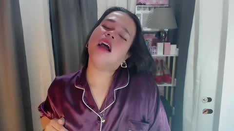 Joana online show from May 6, 11:42 pm