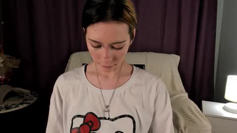 Delia online show from March 1, 5:05 pm