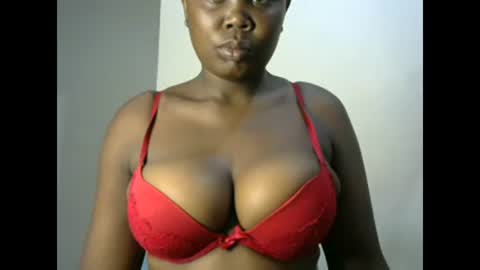 Snapshot of joankein_255 chatting on January 26, 5:13 am varl online show from January 26, 5:13 am