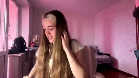 Alice online show from June 29, 9:49 am