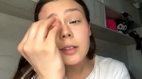 Mila online show from May 21, 10:24 am