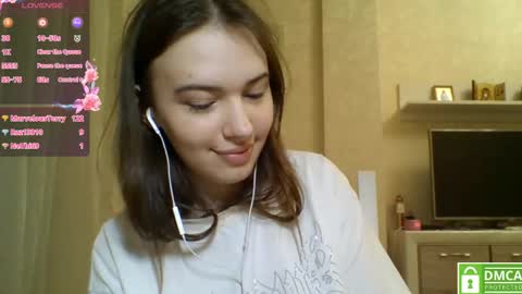 Jennifer online show from May 14, 9:31 pm