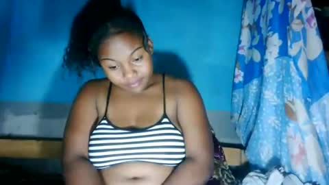joenah012 online show from July 25, 7:48 am