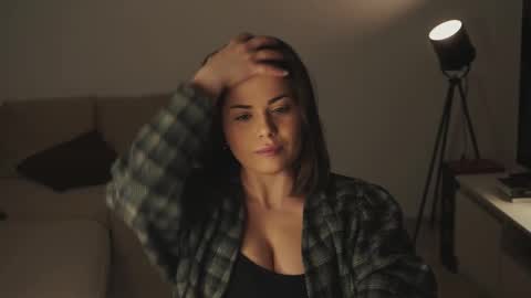 Jo online show from December 3, 7:27 pm