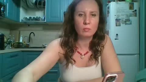 you can call me my Queen online show from May 19, 8:05 pm