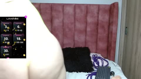 Jolie  online show from December 29, 10:25 pm