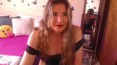 Jolie Mature online show from January 20, 7:25 pm