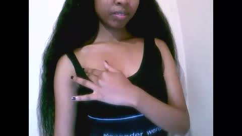 joliekah27 online show from May 13, 7:03 am