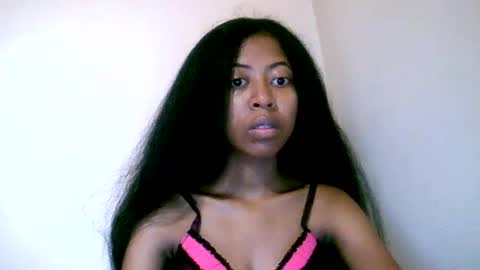 joliekah27 online show from May 20, 7:27 am