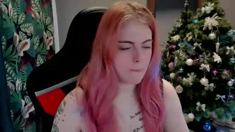 Jolly online show from December 13, 3:05 am
