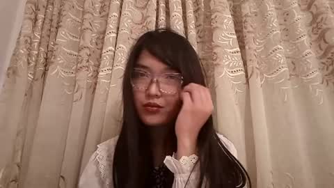 Kama online show from May 28, 3:21 pm
