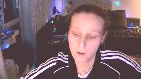 Snapshot of joy_keys chatting on January 4, 4:22 pm joy_keys online show from January 4, 4:22 pm