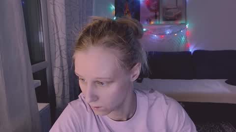 Snapshot of joy_keys chatting on February 25, 5:08 pm joy_keys online show from February 25, 5:08 pm