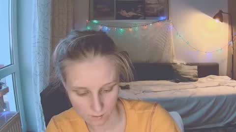 Snapshot of joy_keys chatting on December 21, 8:07 am joy_keys online show from December 21, 8:07 am