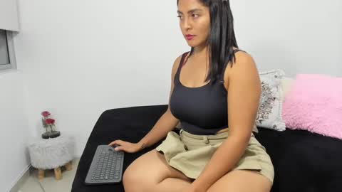 Snapshot of joyaoscura55 chatting on December 21, 3:58 am sofiaparker8 online show from December 21, 3:58 am
