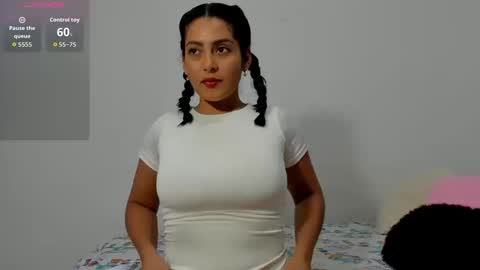 Snapshot of joyaoscura55 chatting on September 19, 12:20 am sofiaparker8 online show from September 19, 12:20 am