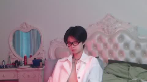 joycekay online show from May 7, 1:43 am