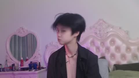joycekay online show from April 30, 9:19 pm