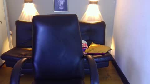 Josneidy  Jos   online show from December 22, 4:28 am
