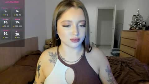 Julia and Julia online show from December 10, 2:28 pm