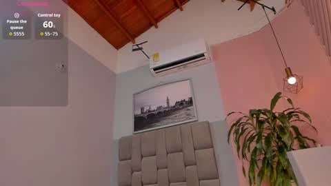 Juana online show from March 20, 6:46 pm