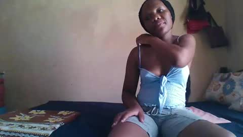 juice_petite3 online show from February 26, 9:33 am