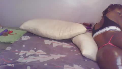juicyass online show from September 30, 2:39 am