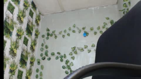 Snapshot of juicy_gold22 chatting on March 3, 5:58 am Mariagold online show from March 3, 5:58 am