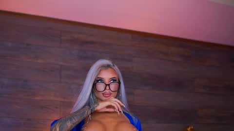 Jessye online show from May 9, 9:17 pm