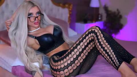 Jessye online show from November 26, 11:50 pm