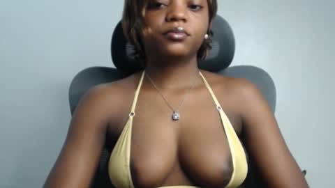 Wet Baddie online show from September 18, 8:13 am