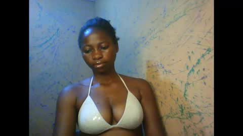 juicypiexx online show from October 18, 1:52 am