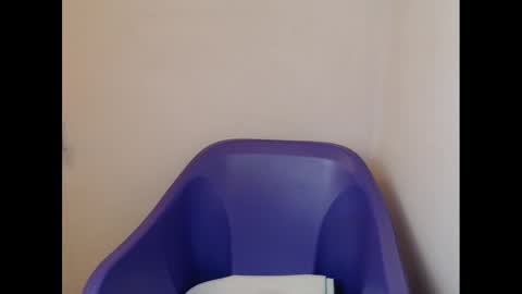 juicyxpink online show from January 27, 7:14 am