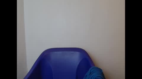 juicyxpink online show from January 15, 7:37 am
