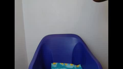 juicyxpink online show from February 6, 3:27 am