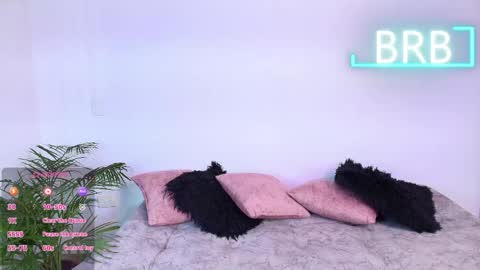 Jules and Gia online show from May 2, 5:49 pm