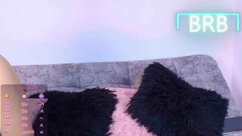Jules and Gia online show from May 26, 10:03 am