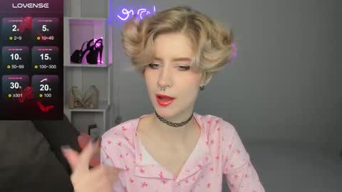 Jules online show from October 10, 12:37 am