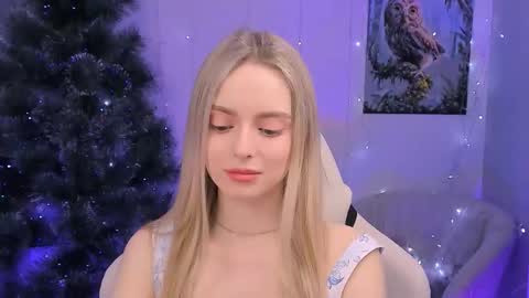 Julia online show from December 17, 1:59 pm