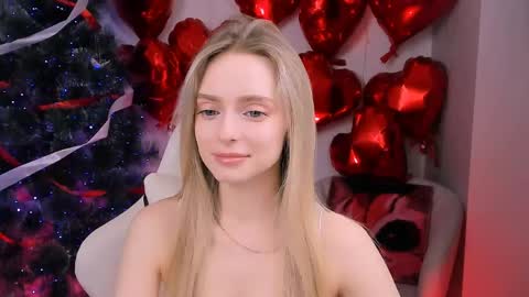 Julia online show from March 18, 3:17 pm