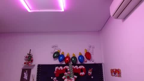 Julia online show from December 16, 12:16 pm
