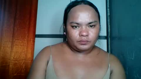 juliaclarete online show from February 12, 8:49 am
