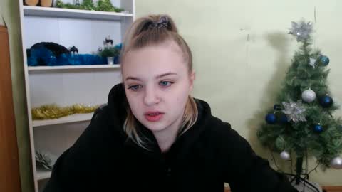 juliacrazy_ online show from January 25, 6:12 am