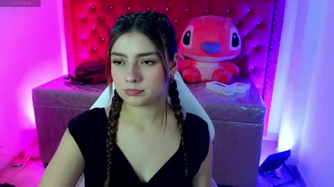 juliana_diamond_ online show from May 26, 3:17 am