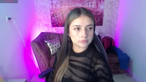 juliana_diamond_ online show from February 3, 3:15 am