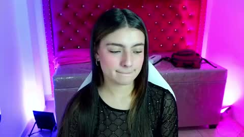 juliana_diamond_ online show from May 8, 3:21 am