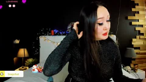 Julianna online show from December 20, 5:18 pm