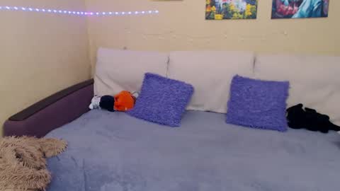 Jul online show from February 17, 3:11 pm