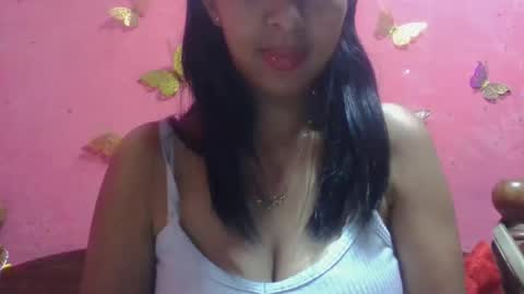 Snapshot of julie0612 chatting on September 11, 10:59 am julie0612 online show from September 11, 10:59 am