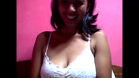 Snapshot of julie0612 chatting on February 12, 5:26 pm julie0612 online show from February 12, 5:26 pm